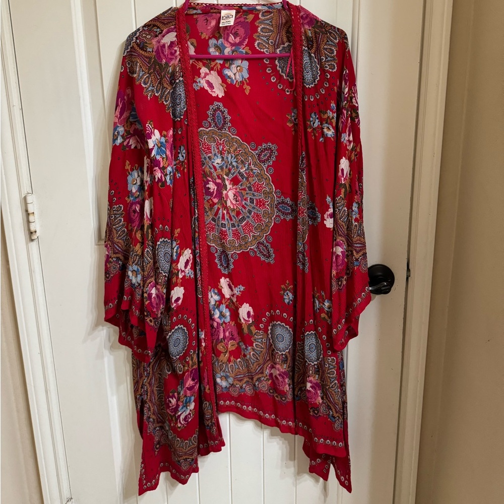 FLORAL | RED | LOOSE | WORN